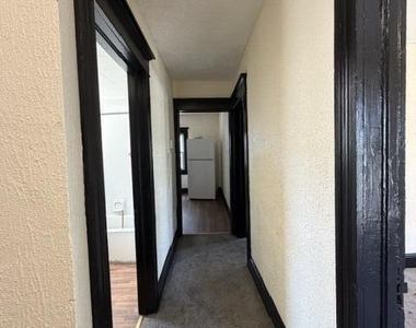 610 Moosic Street - Photo Thumbnail 7