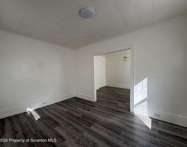214 216 14th Avenue - Photo Thumbnail 3