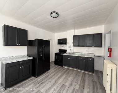 214 216 14th Avenue - Photo Thumbnail 8