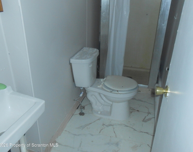 530 N Main Avenue - Photo Thumbnail 5