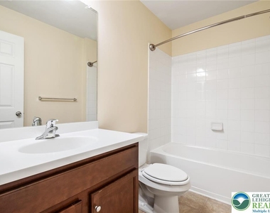 8455 Starling Road - Photo Thumbnail 20