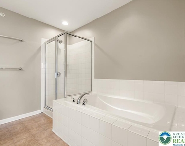 8455 Starling Road - Photo Thumbnail 16