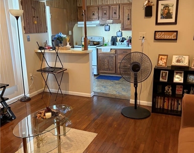 3550 Linden Street - Photo Thumbnail 3