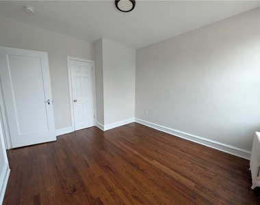 1458 Northampton Street - Photo Thumbnail 11