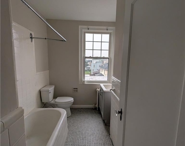 1458 Northampton Street - Photo Thumbnail 7