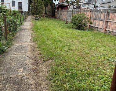 226 N 2nd Street - Photo Thumbnail 5