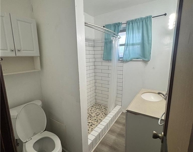 1501 W Turner Street - Photo Thumbnail 13