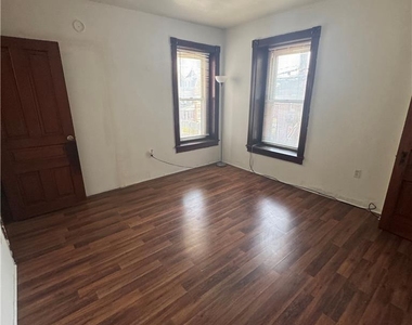1501 W Turner Street - Photo Thumbnail 18