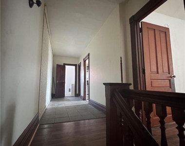 1501 W Turner Street - Photo Thumbnail 4