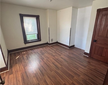 1501 W Turner Street - Photo Thumbnail 28
