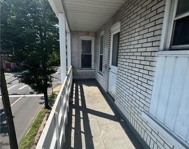1501 W Turner Street - Photo Thumbnail 11