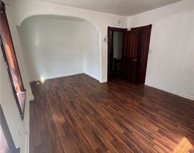 1501 W Turner Street - Photo Thumbnail 21
