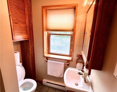 1119 Maple Street - Photo Thumbnail 4