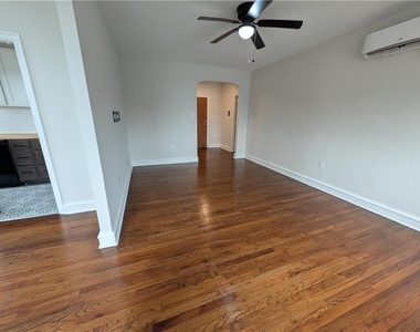 1458 Northampton Street - Photo Thumbnail 5