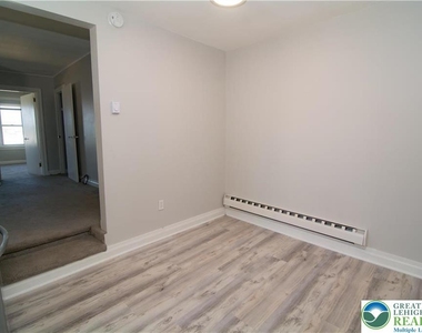 522 Jubilee Street - Photo Thumbnail 8