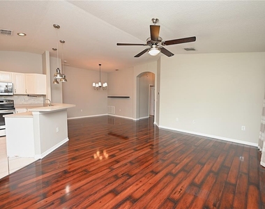 7147 Cedarcrest Boulevard - Photo Thumbnail 11