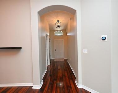 7147 Cedarcrest Boulevard - Photo Thumbnail 15