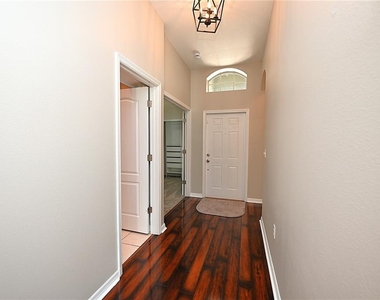 7147 Cedarcrest Boulevard - Photo Thumbnail 26