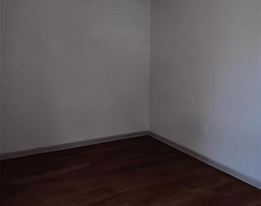 4419 Sw 20th Lane - Photo Thumbnail 19