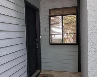 4419 Sw 20th Lane - Photo Thumbnail 1