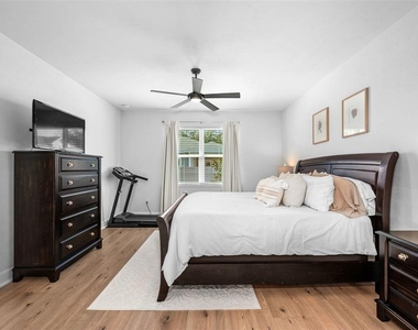 598 Sw 144th Drive - Photo Thumbnail 18