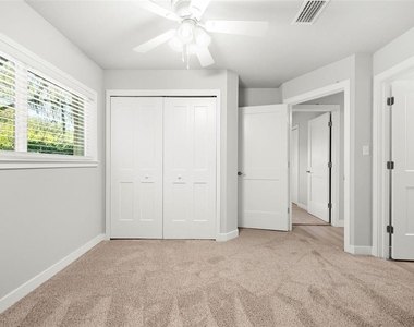 1919 Ne 17th Drive - Photo Thumbnail 21