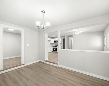 1919 Ne 17th Drive - Photo Thumbnail 13