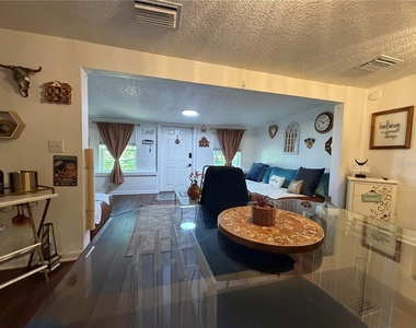 2425 Se 10th Avenue - Photo Thumbnail 9