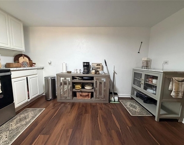 2425 Se 10th Avenue - Photo Thumbnail 8