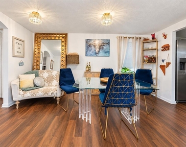2425 Se 10th Avenue - Photo Thumbnail 5
