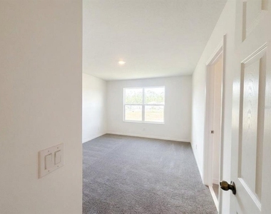 1438 Acorn Meadow Loop - Photo Thumbnail 7