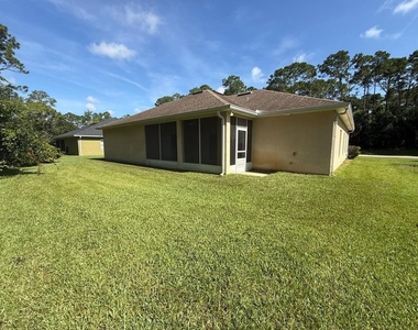 60 Perthshire Lane - Photo Thumbnail 6