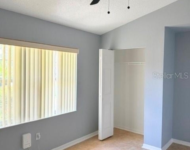 20 Palm Lane - Photo Thumbnail 10
