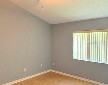 20 Palm Lane - Photo Thumbnail 11