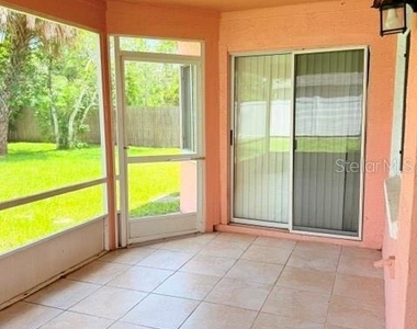 20 Palm Lane - Photo Thumbnail 15