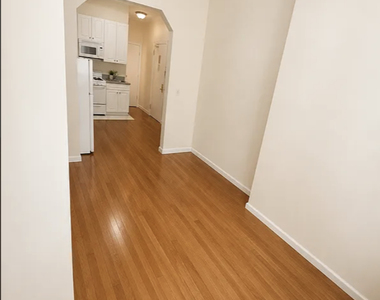  East 38th Street - Photo Thumbnail 1