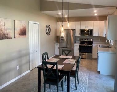 2966 Bay City Terrace - Photo Thumbnail 3