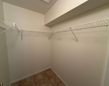 3305 Circleville Street - Photo Thumbnail 10