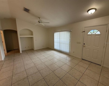 3305 Circleville Street - Photo Thumbnail 2