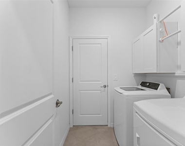 1536 Saddlewood Circle - Photo Thumbnail 39