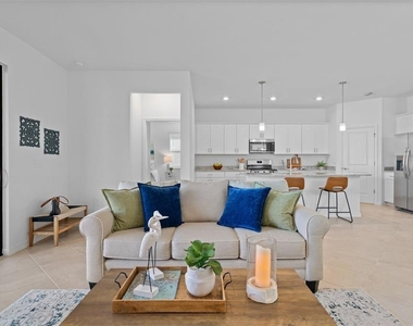 1536 Saddlewood Circle - Photo Thumbnail 8
