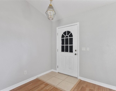 2745 Nellie Lane - Photo Thumbnail 6