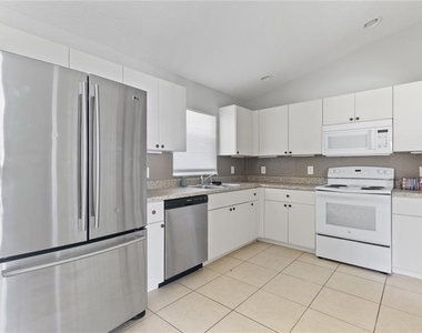 2745 Nellie Lane - Photo Thumbnail 11