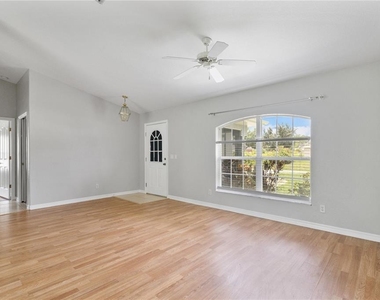 2745 Nellie Lane - Photo Thumbnail 9