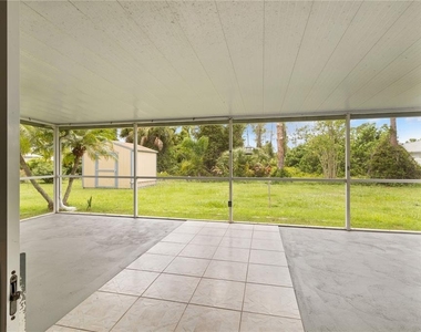 2745 Nellie Lane - Photo Thumbnail 27