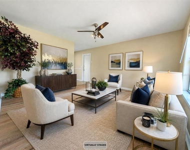 6734 Stardust Avenue - Photo Thumbnail 5