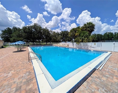 6734 Stardust Avenue - Photo Thumbnail 28