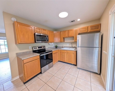 6734 Stardust Avenue - Photo Thumbnail 11
