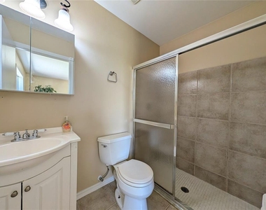 6734 Stardust Avenue - Photo Thumbnail 15