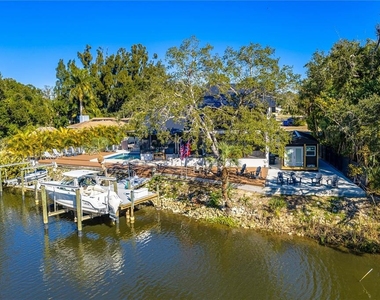 2500 Monterey Street - Photo Thumbnail 30